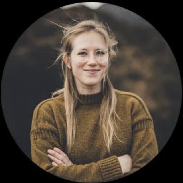 Amy Shore | Photography, Cars And Creativity - podcast episode cover