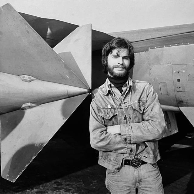 Highlights - ALLEN STEELE - Hugo Award-winning Science Fiction Author of the Coyote Trilogy, Arkwright - podcast episode cover