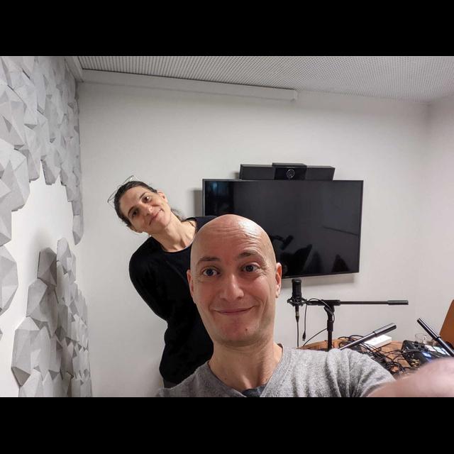 פרק #520 - יולי נובק ושוברים שתיקה - podcast episode cover
