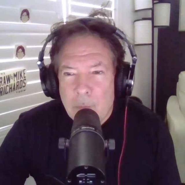 Season 4 - Episode 17 - Mike Richards - podcast episode cover