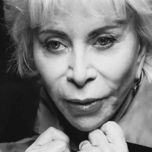 'The Interview': Isabel Allende Understands How Fear Changes a Society - podcast episode cover