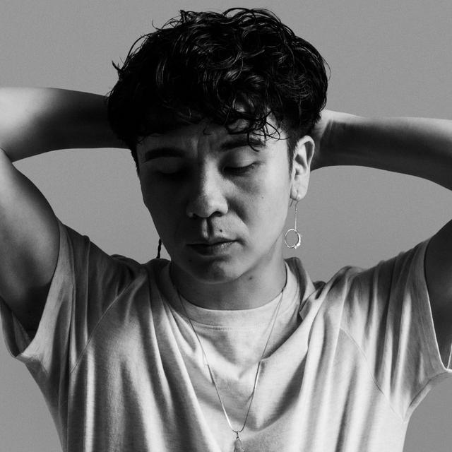 'The Interview': Ocean Vuong Was Ready to Kill. Then a Moment of Grace Changed His Life. - podcast episode cover